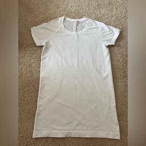 lululemon swiftly tech short sleeve crew, white, size 6